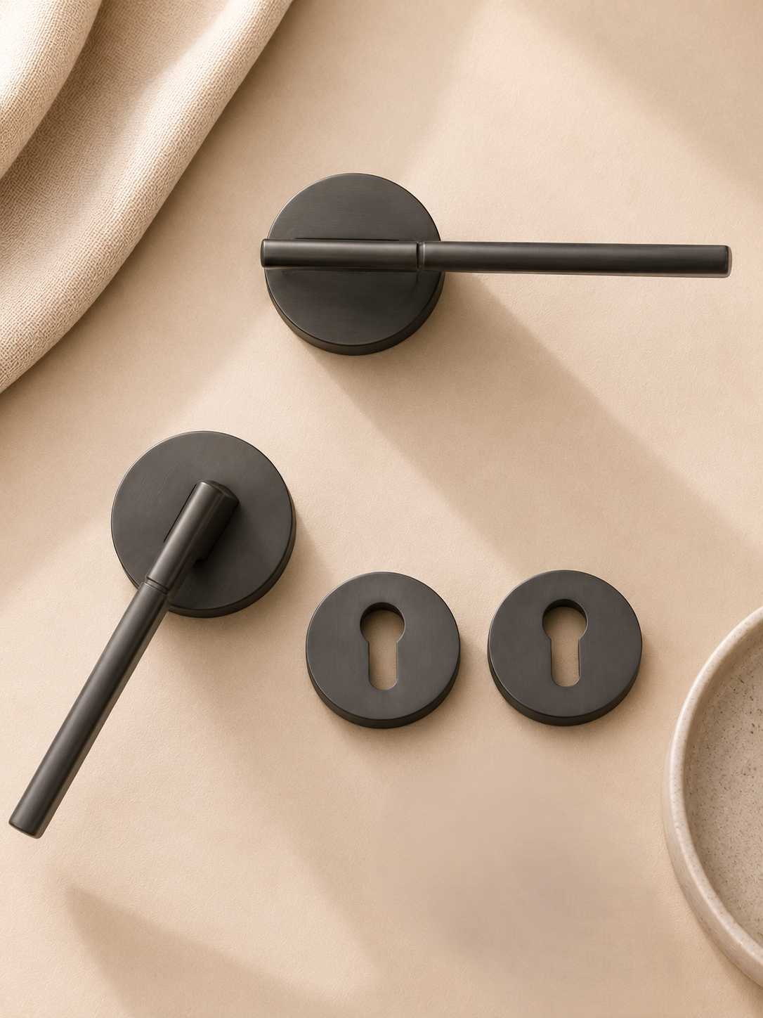 Arco Lever Handle